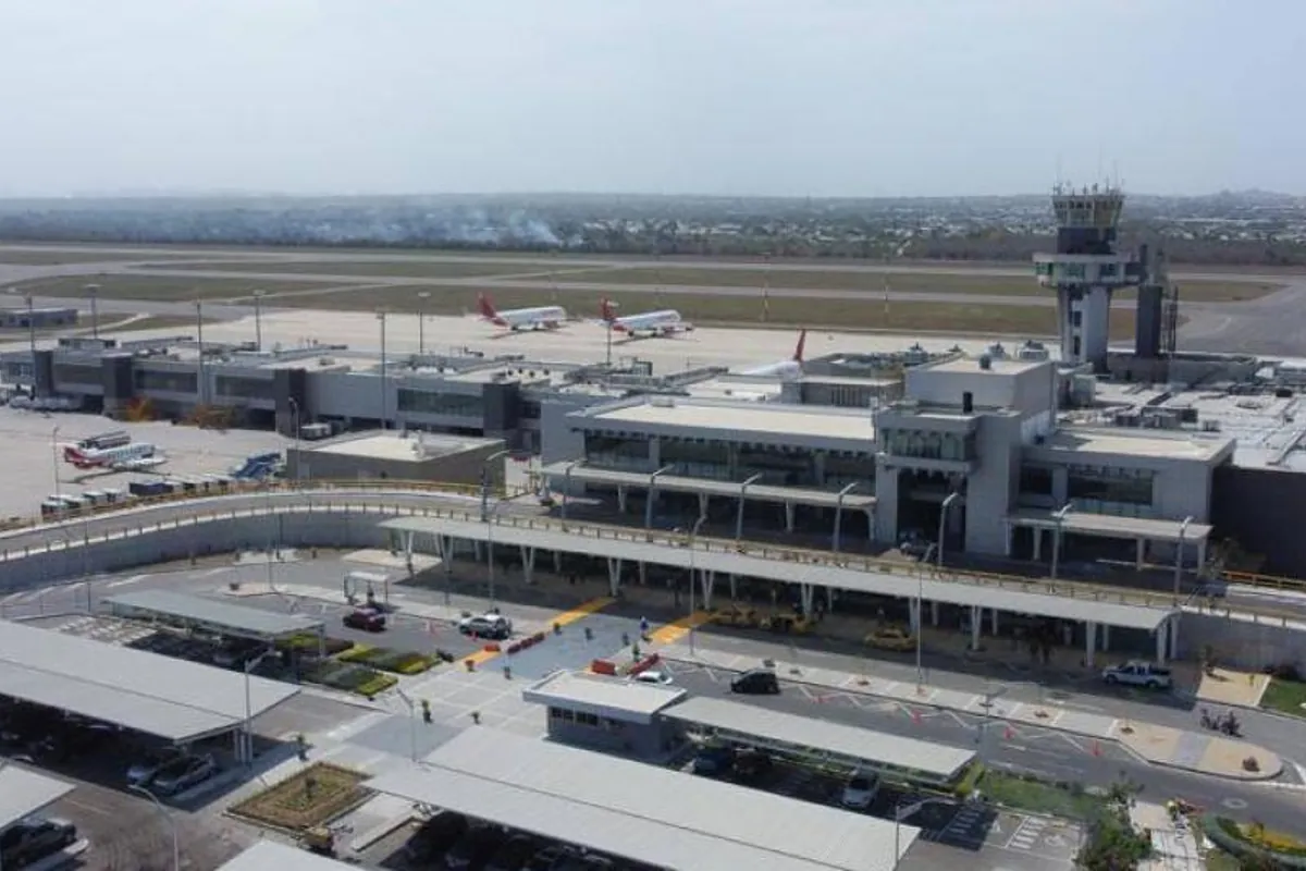 Cierre temporal del Aeropuerto Ernesto Cortissoz en Barranquilla por emergencia en la pista