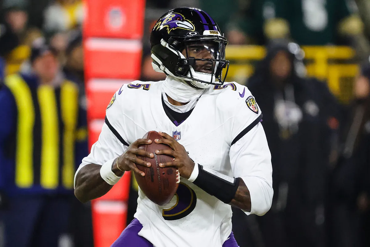 Shannon Sharpe wants the Ravens to bench Lamar Jackson for Tyler ...