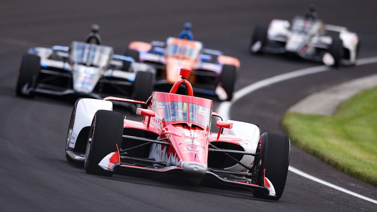 Indianapolis 500: Is an Indy 500 car faster than an F1?