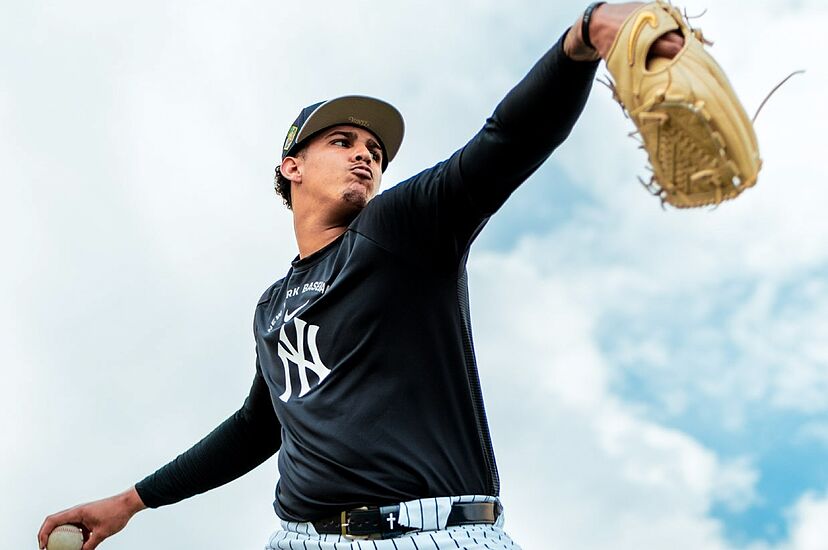 Why Carlos Lagrange is the Yankees' pitching phenom they're been waiting  for, according to Aaron Boone | Marca