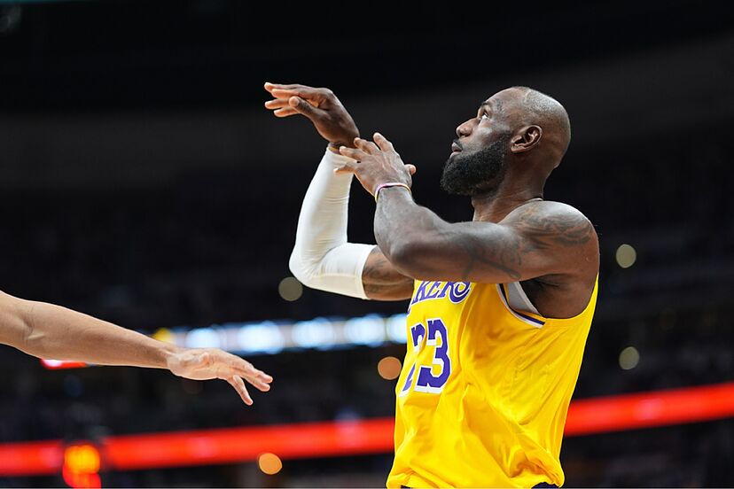 shannon sharpe lakers jersey