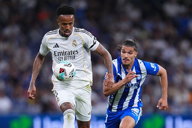 Militao, ante el Alav�s.