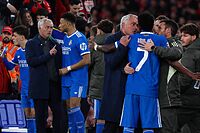 Mourinho durante el partido en el Bernab�u.