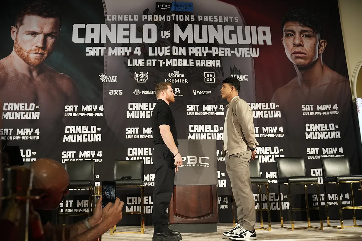 How much did Canelo earn in the last fight against Jaime Munguia and