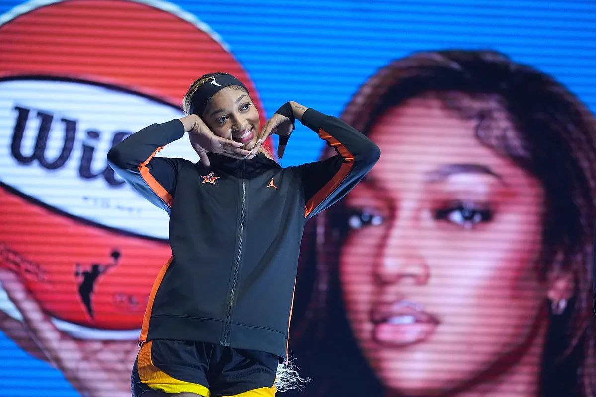 Angel Reese receives unexpected welcome in Indiana as Caitlin Clark sits  out WNBA All-Star Game with injury | Marca