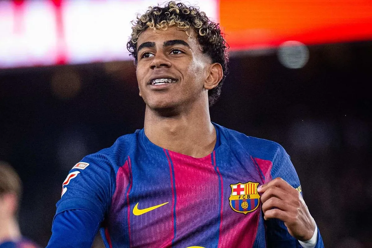 Lamine Yamal recreates Cristiano Ronaldo iconic goal celebration when he played for Real Madrid