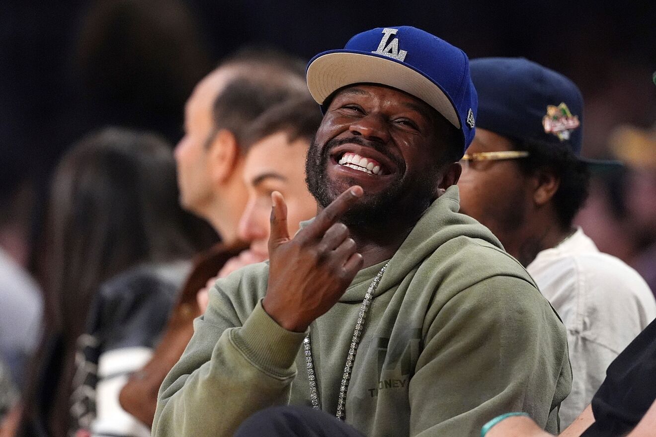 Floyd Mayweather comeback confirmed: 49-year-old plans pro fight in...