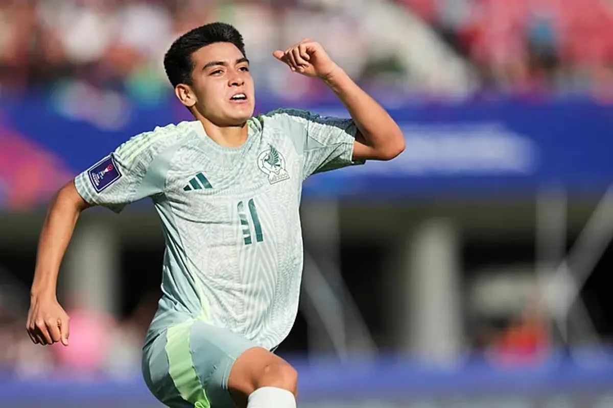 Gilberto Mora is untouchable for the 2026 World Cup: the Mexican jewel's dribbling to the National Military Service