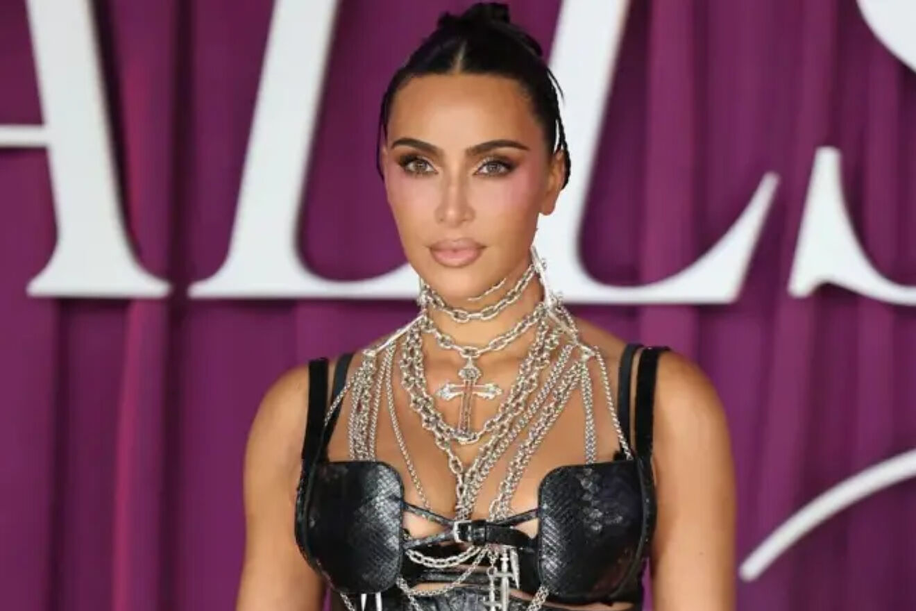 Kim Kardashian revolutionizes social media with her topless pose in Re