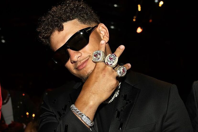 Patrick Mahomes will make history as first three-peat Super Bowl champion,  says former Chiefs player | Marca
