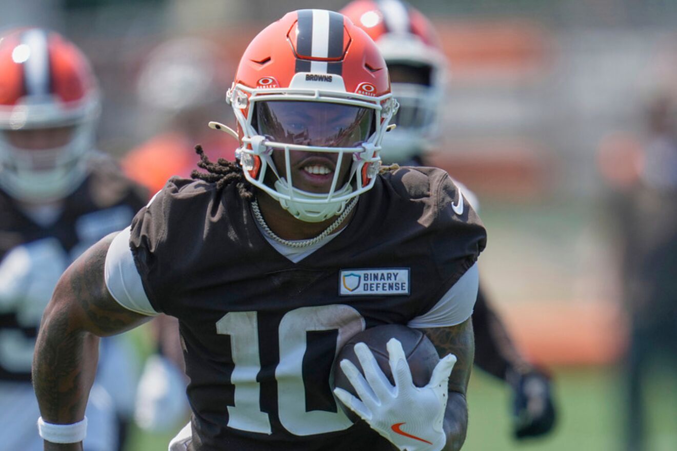 //en/nfl/cleveland-browns/2025/09/07/68bdccbee2704e...