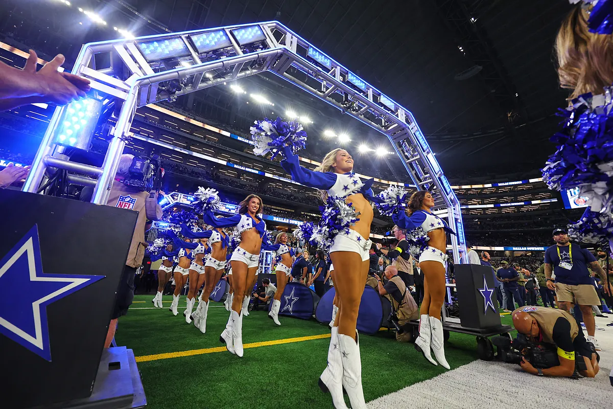 Dallas Cowboys Cheerleaders Director Kelli Finglass announces delicate health issue
