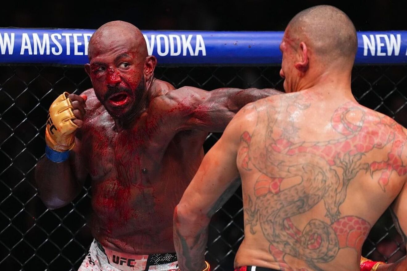 Khalil Rountree Jr. & Alex Pereira at UFC 307 on Saturday, October 5,...