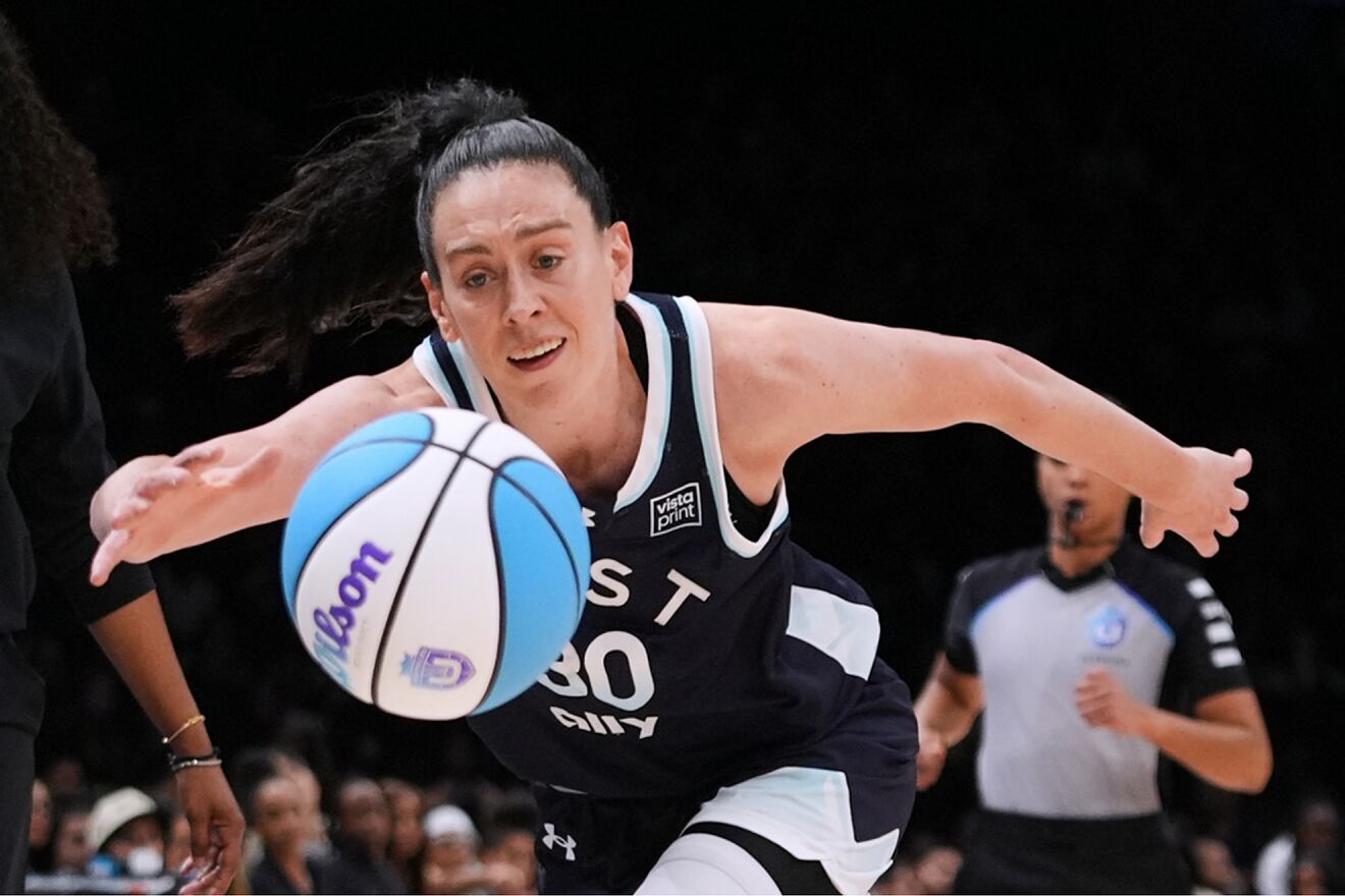 Mist BC wing Breanna Stewart