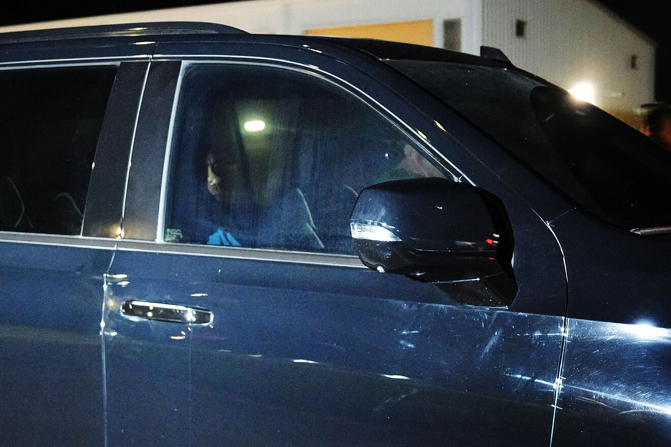 Tiger Woods leaves the Martin County Sheriff's Office jail facility...