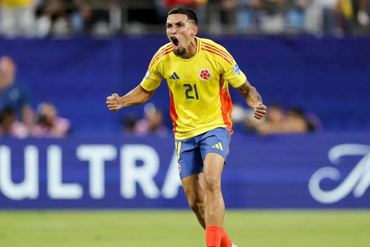 Colombia sufre baja clave: Daniel Muñoz se retira por motivos familiares antes de Australia