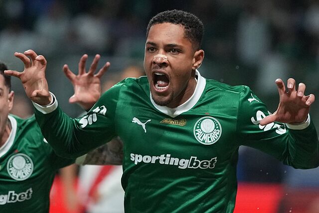 V�tor Roque y 'Flaco' L�pez dan el pase al Palmeiras a semifinales de la Libertadores