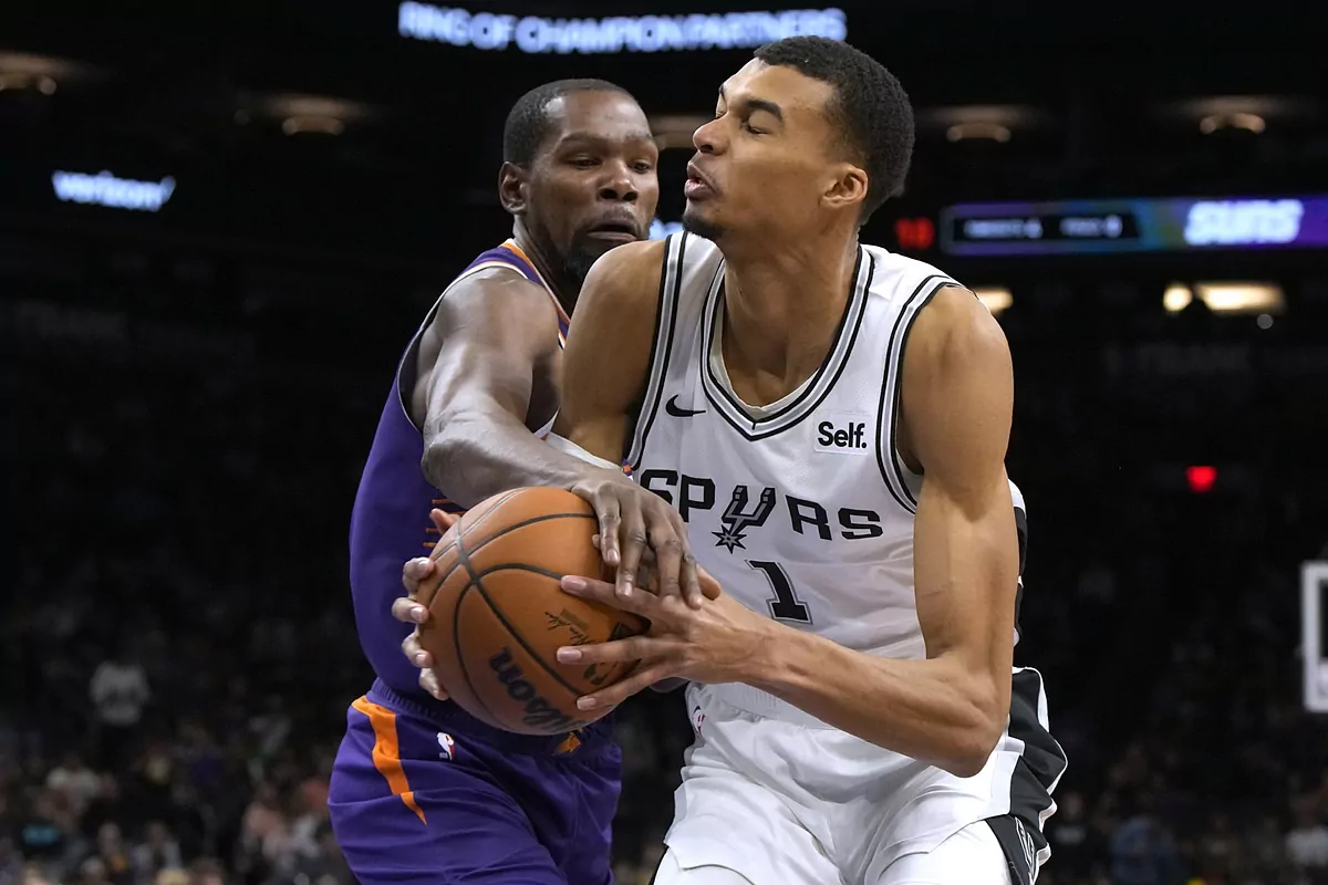 Victor Wembanyama: A 22nd-century basketball phenomenon in 2023