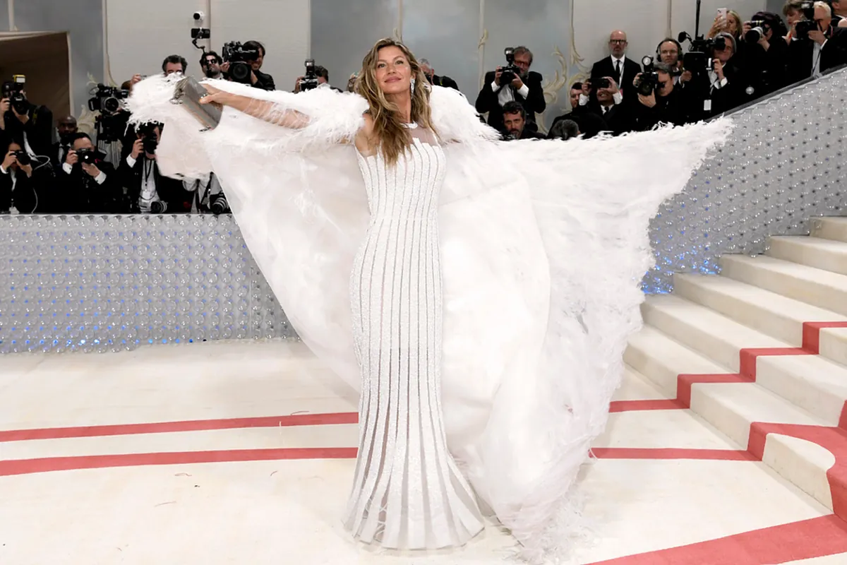 Gisele Bündchen has no regrets about her divorce from Tom Brady: her romantic message to boyfriend Joaquim Valente shows she's happier than ever