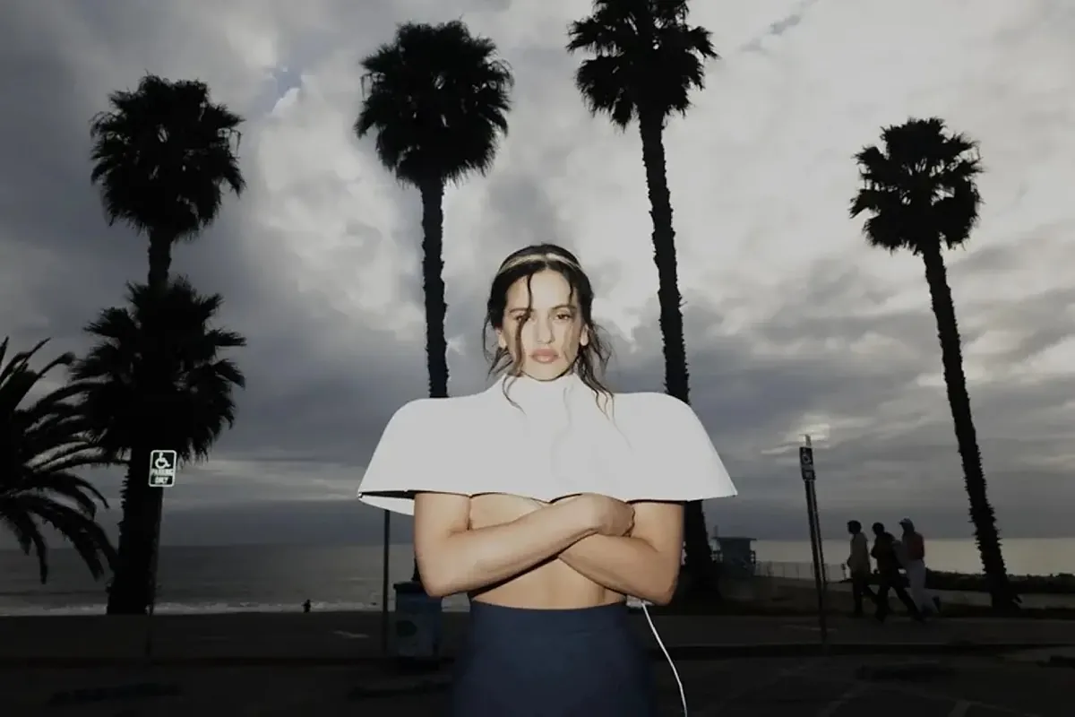 Rosalia 'breaks' Spotify with 'Lux': 12 songs from the album break into the Top 50 and surpass 40 million views