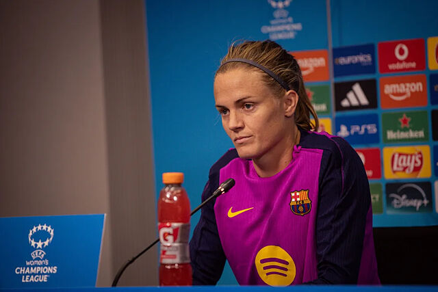 Irene Paredes, en una rueda de prensa antes de un partido de Champions.