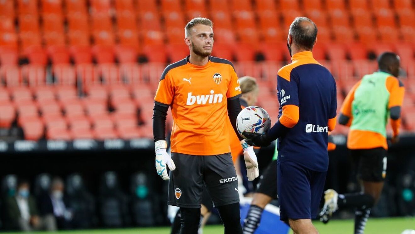 Cillessen, en busca del riesgo cero despu�s de tres meses de baja