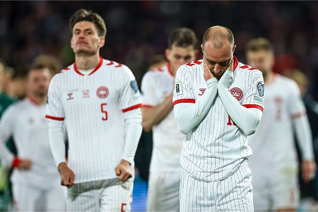 Eriksen, cabizbajo tras la eliminaci�n de Dinamarca