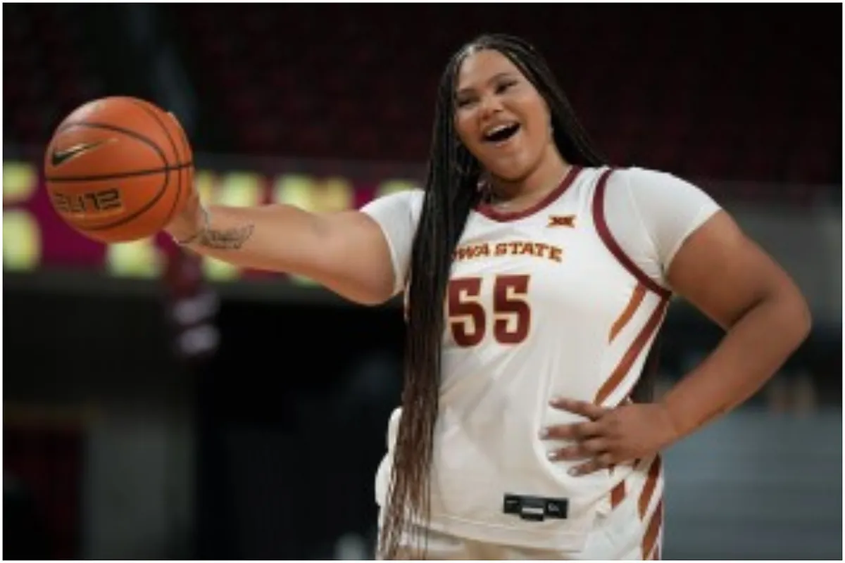 Audi Crooks from Iowa State keeps making history and equals Brittney Griner's record