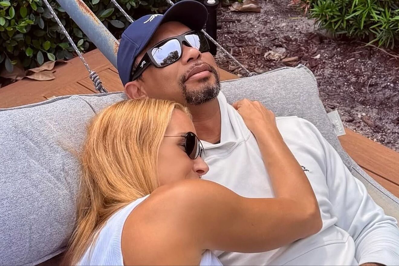 Vanessa Trump and Tiger Woods on a hammock