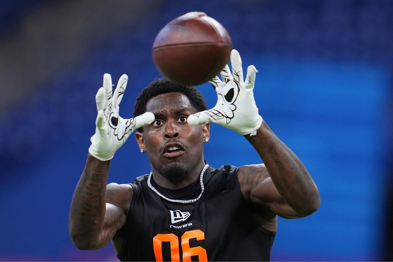 Oregon wide receiver Malik Benson