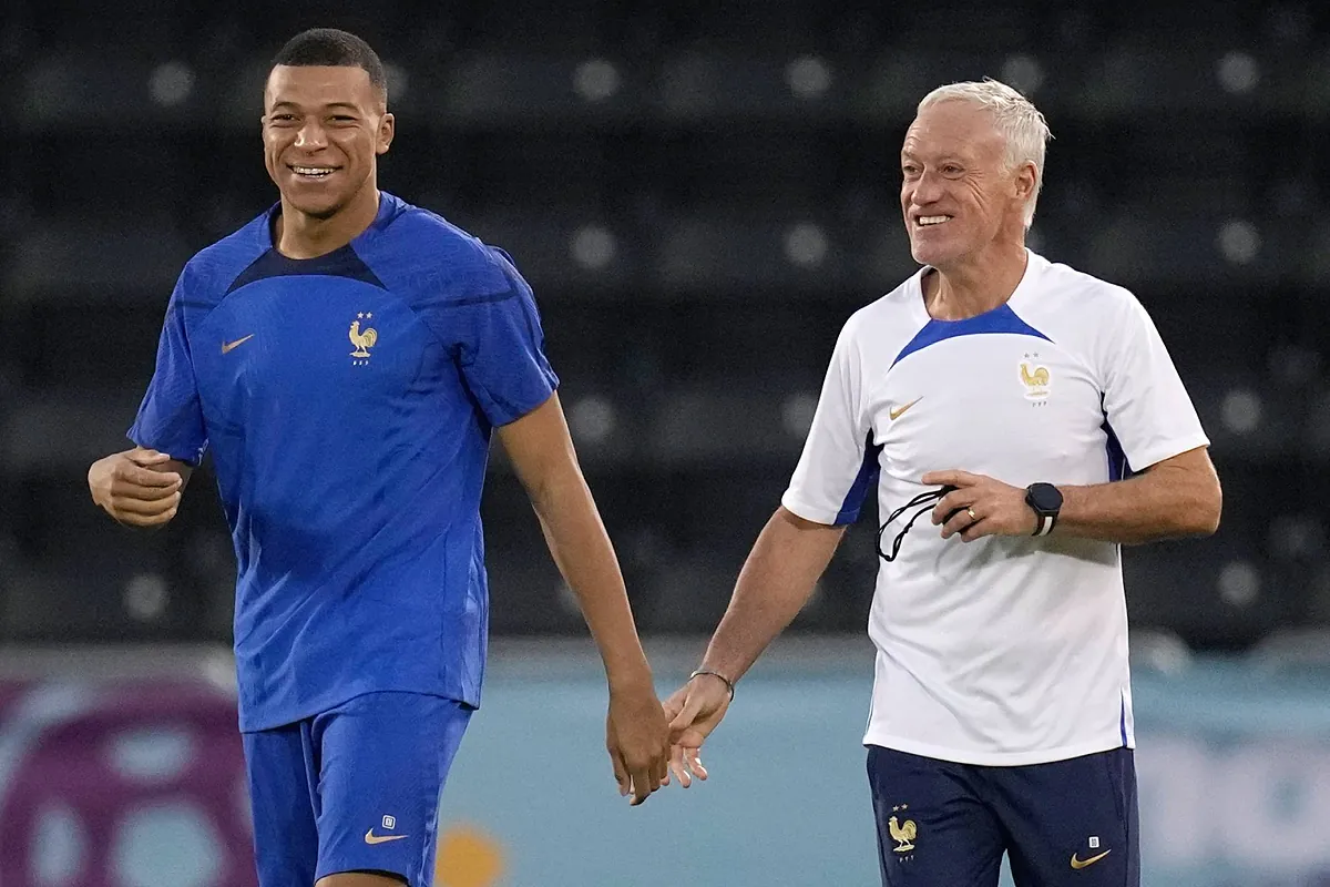 Real Madrid chaos sparks Deschamps talk to coach Mbappé