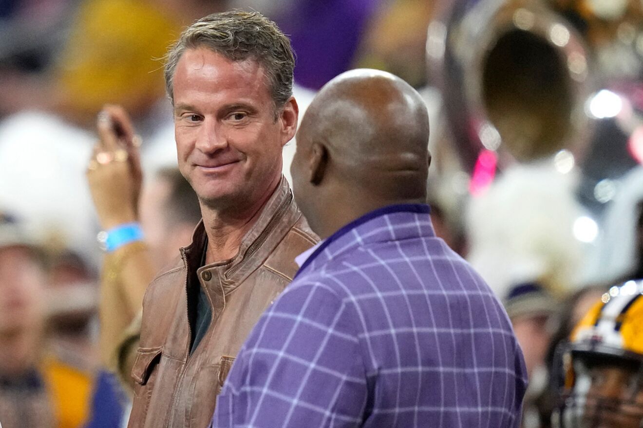 LSU head coach Lane Kiffin