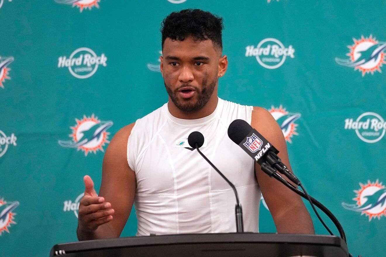 Tua Tagovailoa, Miami Dolphins / AP