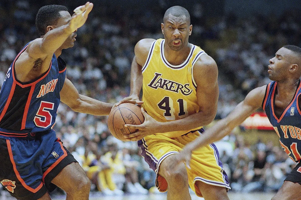 Elden Campbell and the contract considered the Lakers' worst financial decision