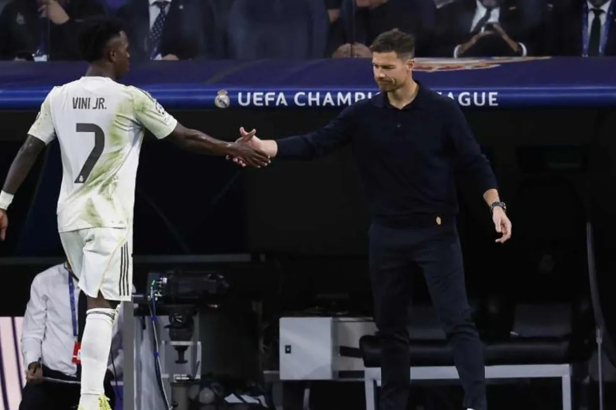 The Real Madrid squad learned of Xabi Alonso's departure from the official statement