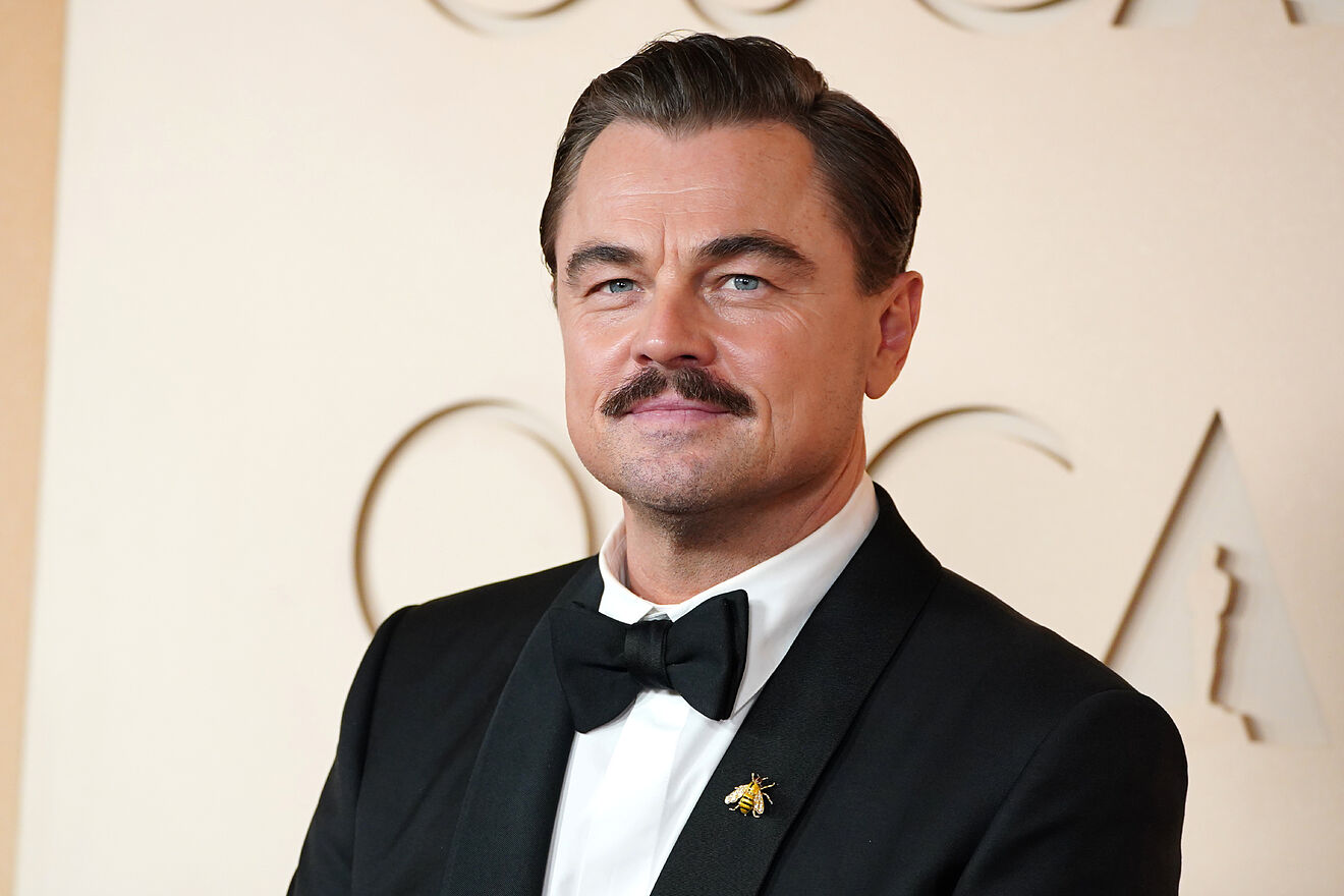 Leonardo DiCaprio breaks tradition with rare Oscars public date night