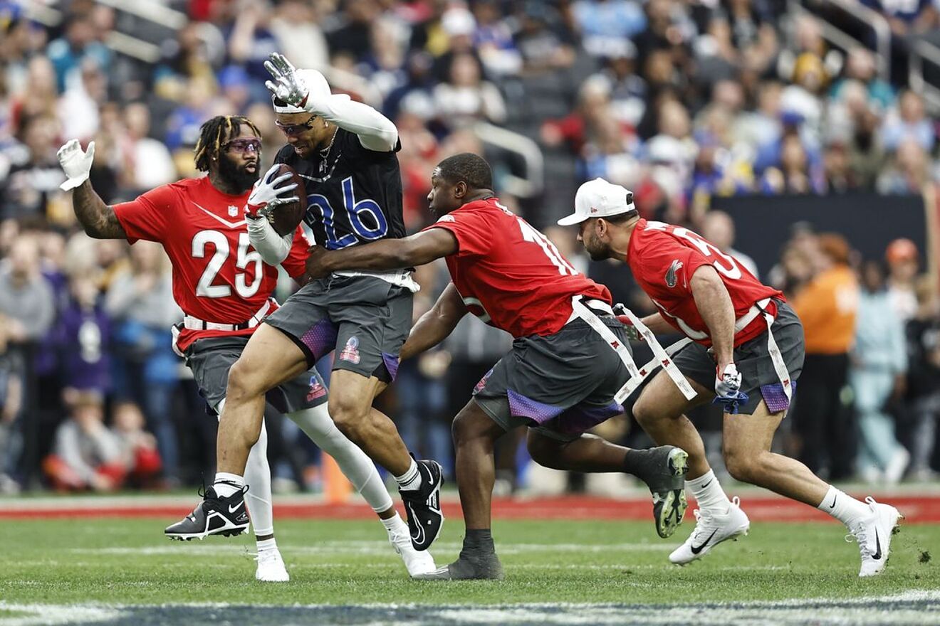 Which players have played the most Pro Bowl selections?