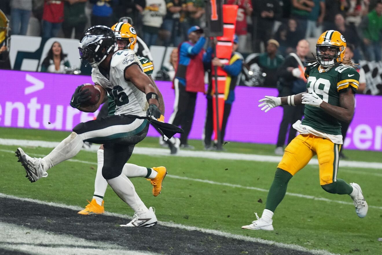 Philadelphia Eagles running back Saquon Barkley (26) celebrates after...