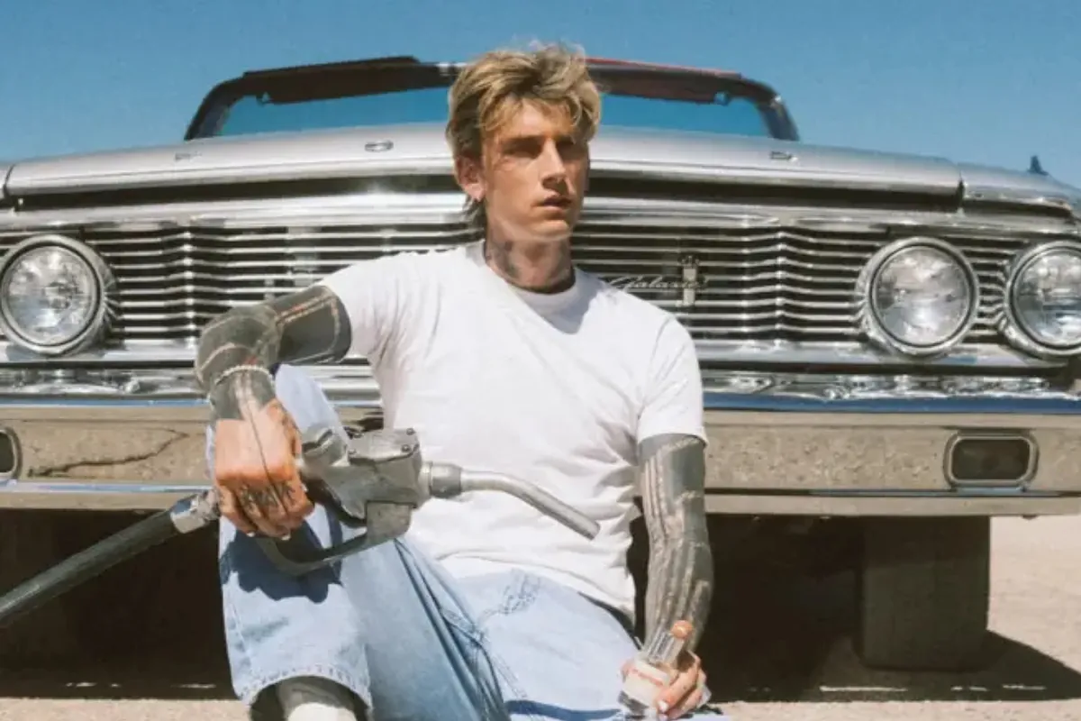 MGK's curious sexual confession comparing himself to an F1: "I'm very fast and I find it hard to reach the finish line"