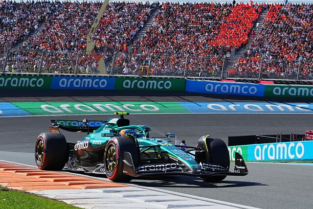 Fernando Alonso durante la sesi�n de clasificaci�n del GP de los Pa�ses Bajos.