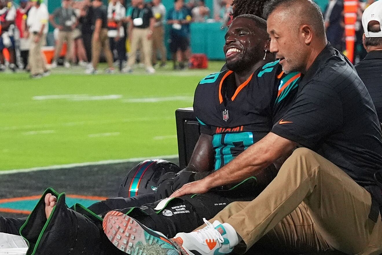 Tyreek Hill's ACL recovery hits major milestone amid Dolphins release...