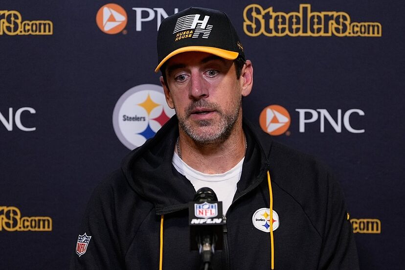 Aaron Rodgers ignites mind games on Packers fans ahead of Steelers matchup:  "They made me a ton of money" | Marca