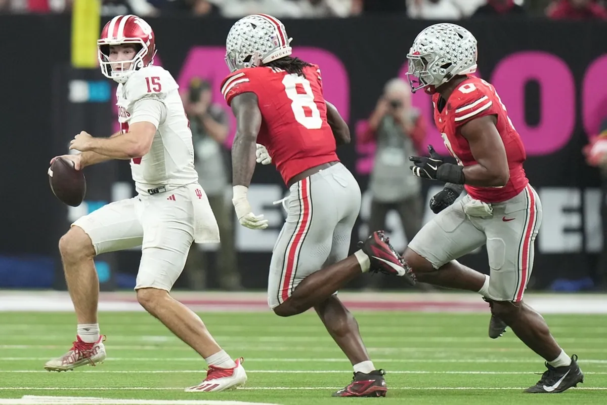 From Hollywood to the gridiron: Netflix faces first college football challenge post-acquisition