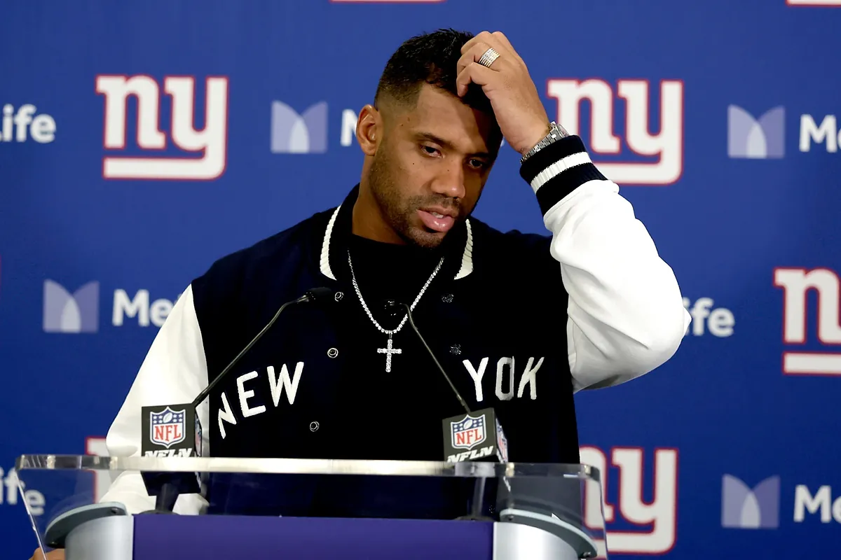 Russell Wilson denies any connection to Jeffrey Epstein