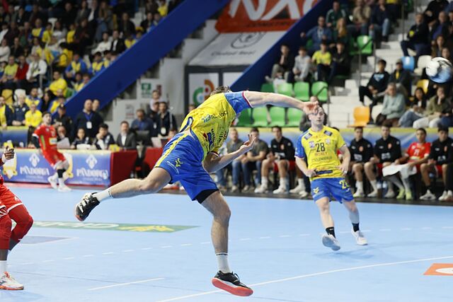 Caser�o Ciudad Real - Huesca