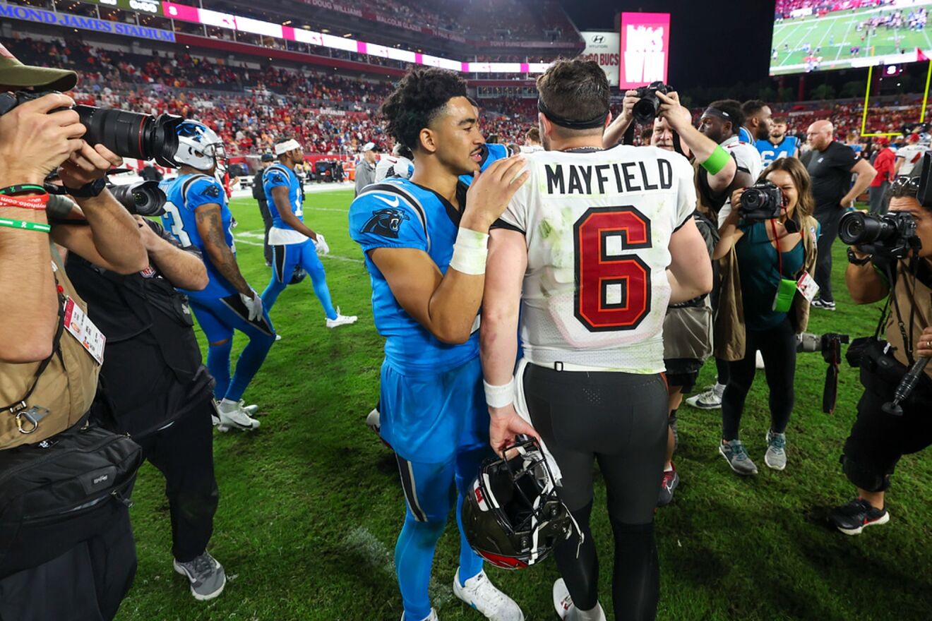 Buccaneers beat Panthers; NFC South playoff race comes down to Falcons...