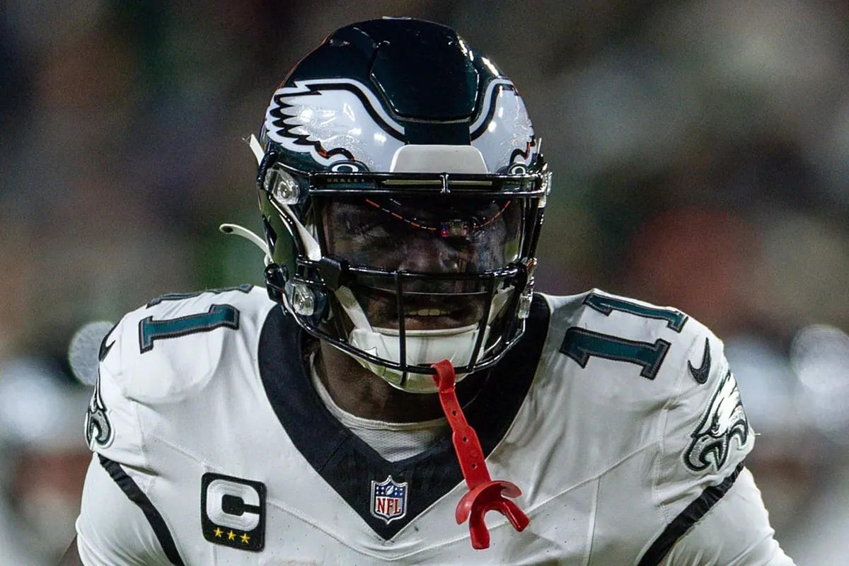 A star wide receiver and Super Bowl winner could team up with Fernando Mendoza in Las Vegas