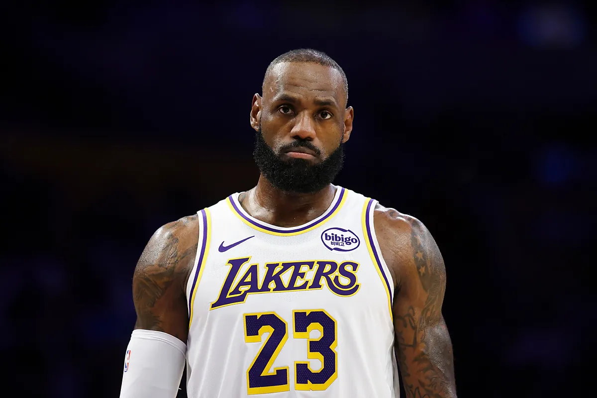 LeBron James responds forcefully to Jeanie Buss' accusations of 'excessive ego'