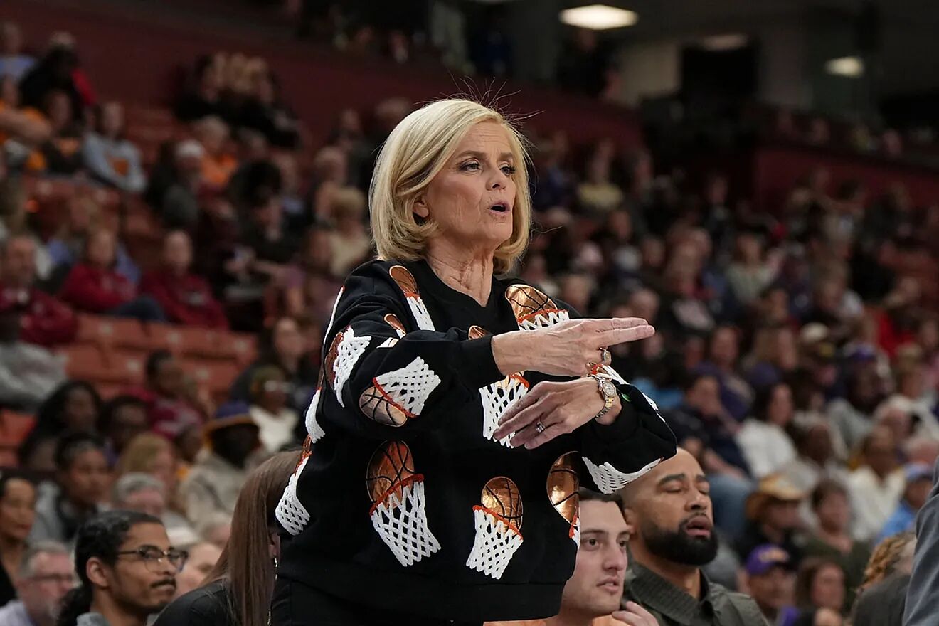 Kim Mulkey's nightmare continues: Aneesah Morrow KO'd and orthopaedic boot worries LSU