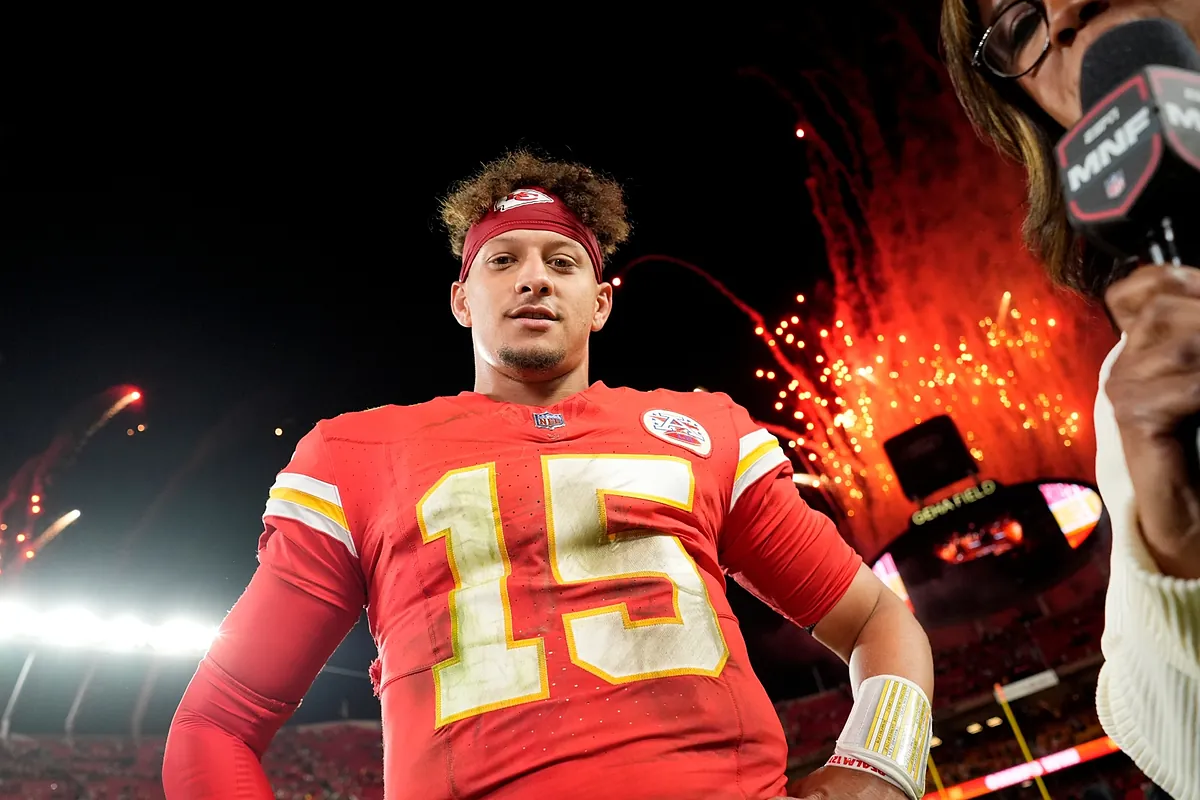 The Patrick Mahomes effect: Kansas City Chiefs ticket prices tumble after Arrowhead announcement